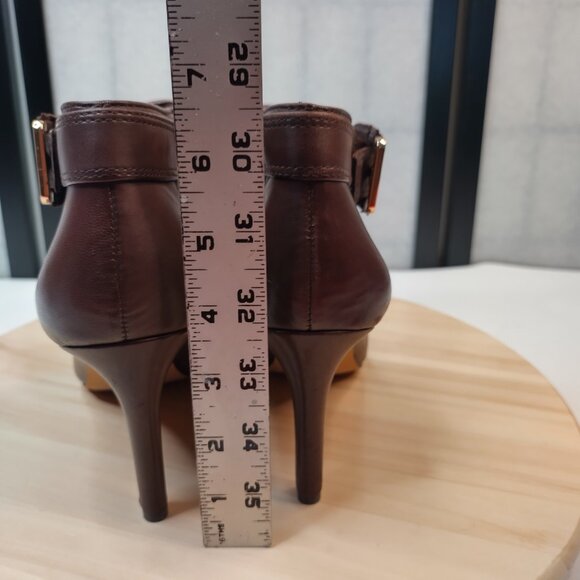 Vince Camuto Chrissa Brown Supple Leather Heeled Ankle Boots Women US 10M - Picture 6 of 16